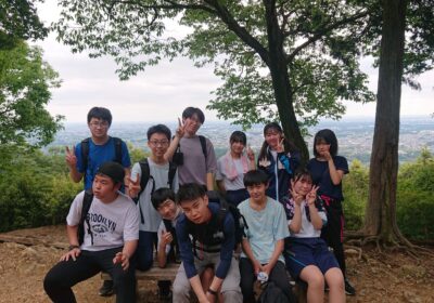 45分遅れで出発した後発隊も日和田山に到着！