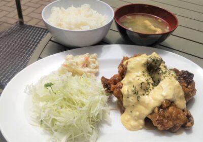 タルタルソースも美味しい☆　チキン南蛮定食☆