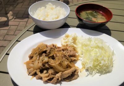 生姜焼き定食！　定番の味、間違いなし！！