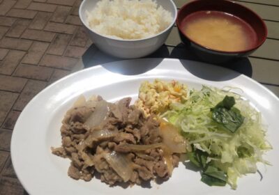 生姜焼き定食！　ゴハンが進む最高の味です！