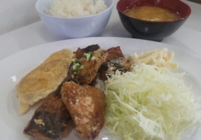 さばの竜田揚げ！　しっかり揚がって、骨まで食べられる！！